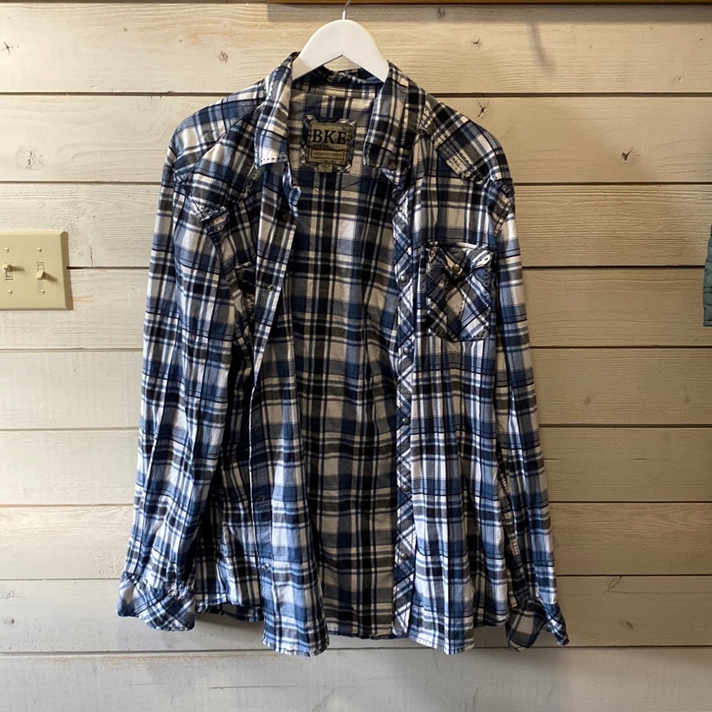 Men’s causal dress flannel shirt